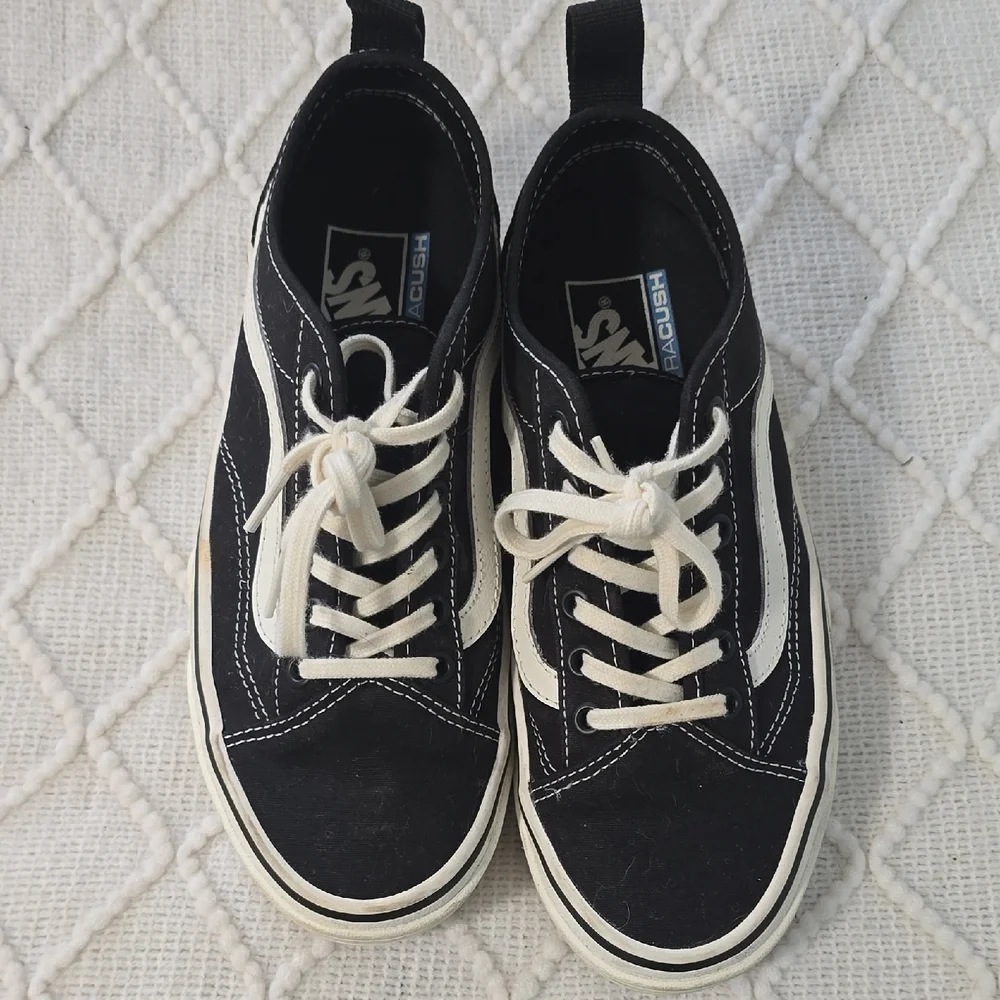 Vans Black and White Women's Sneakers - Picture 4 of 5
